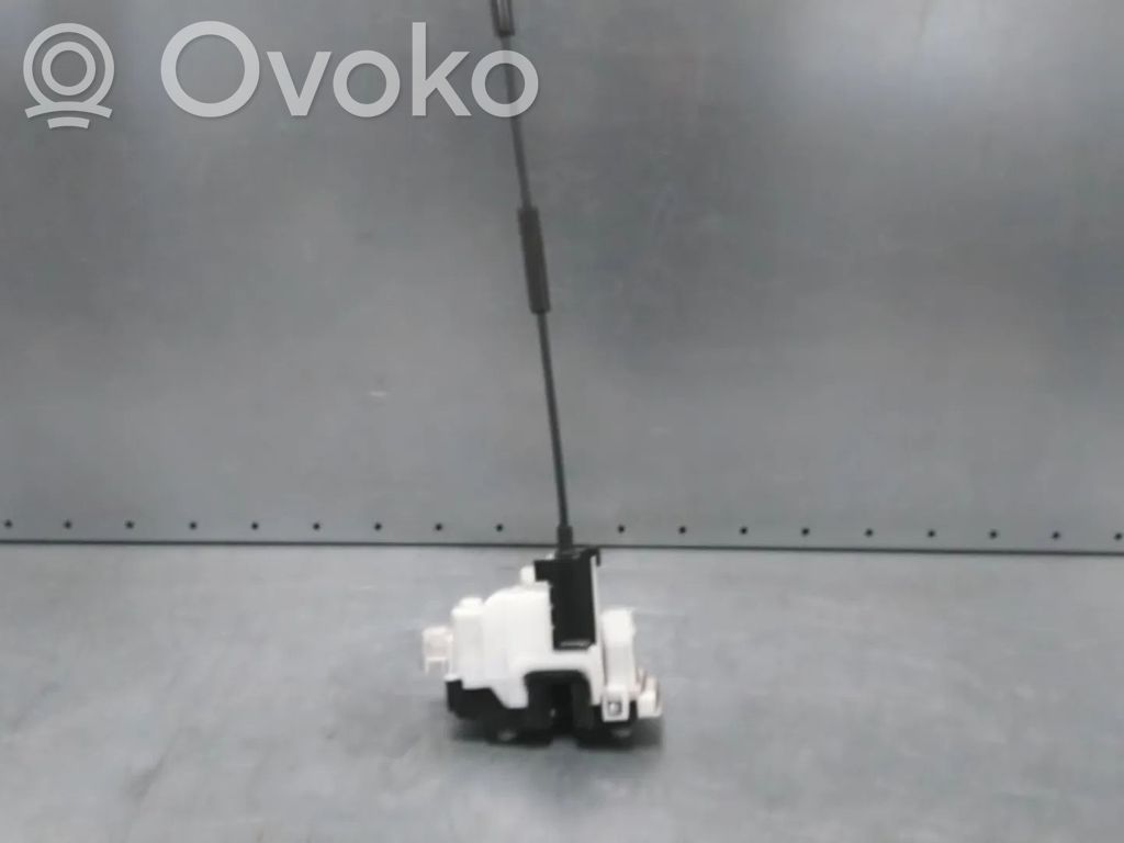 Ford Ka Priekšpusē slēdzene 