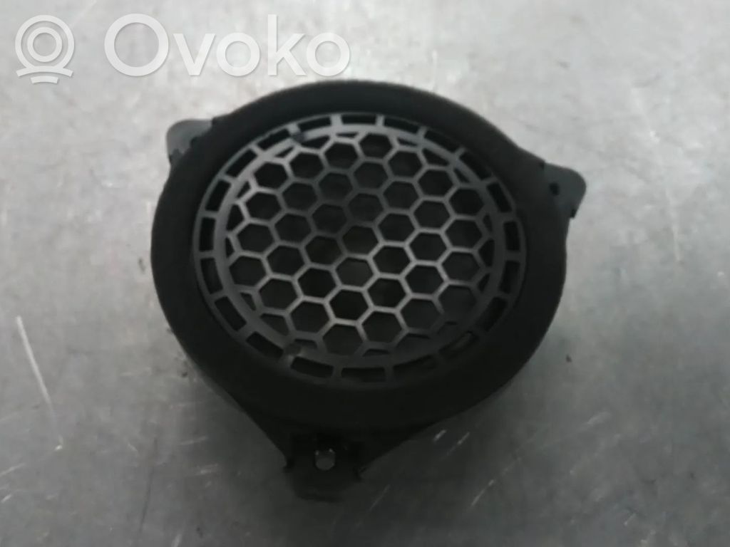 Audi A8 S8 D5 Altavoz de la puerta delantera 