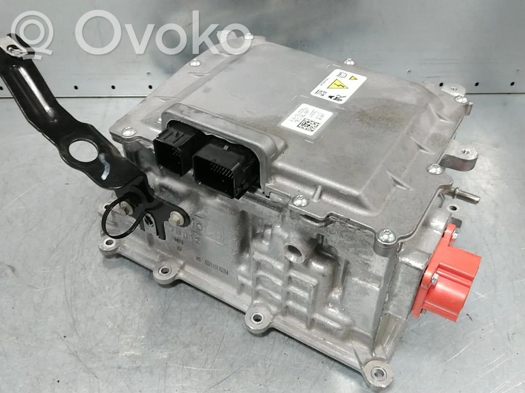 Ford Kuga III Inversor/convertidor de voltaje 