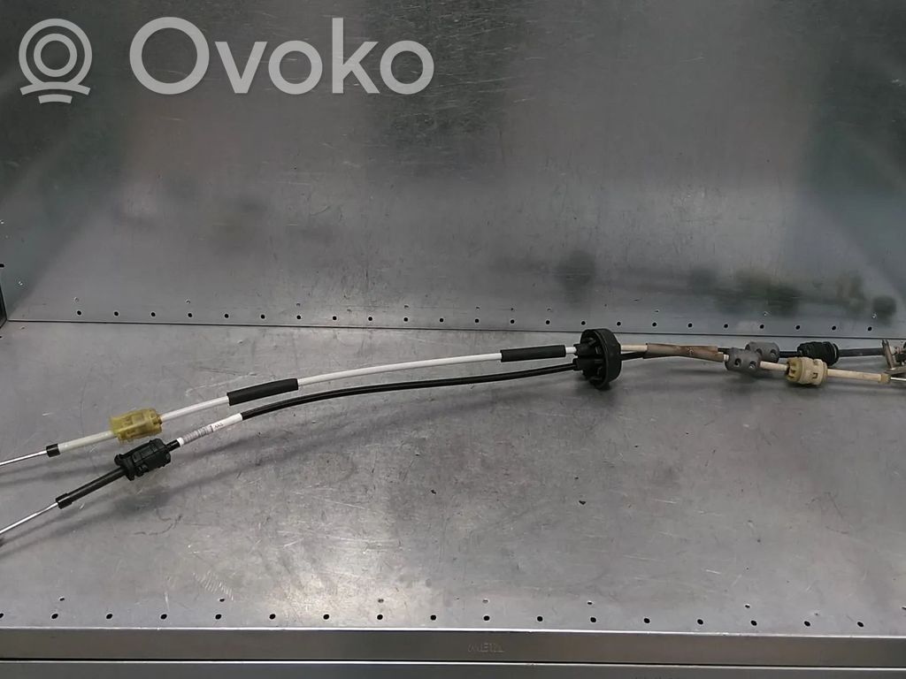 Opel Meriva B Gear shift cable linkage 