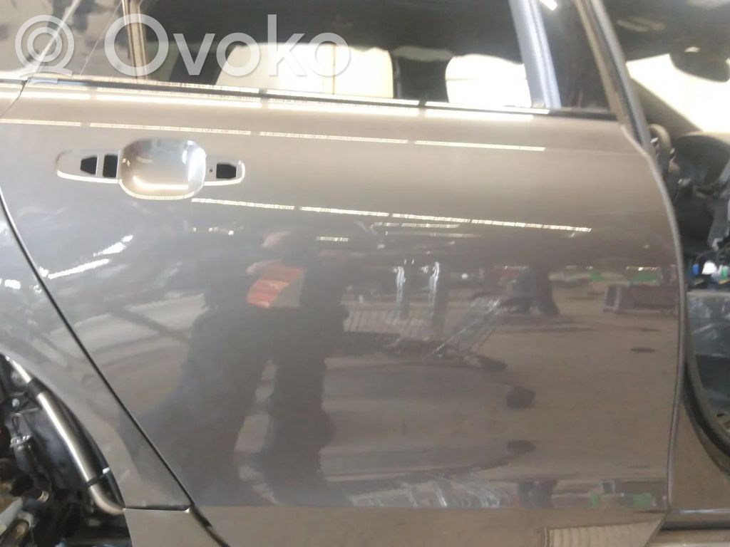 Volvo S90, V90 Puerta trasera 