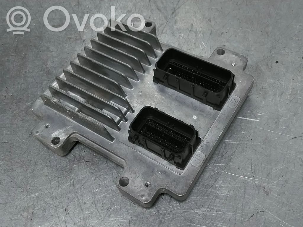 Opel Meriva B Engine control unit/module 