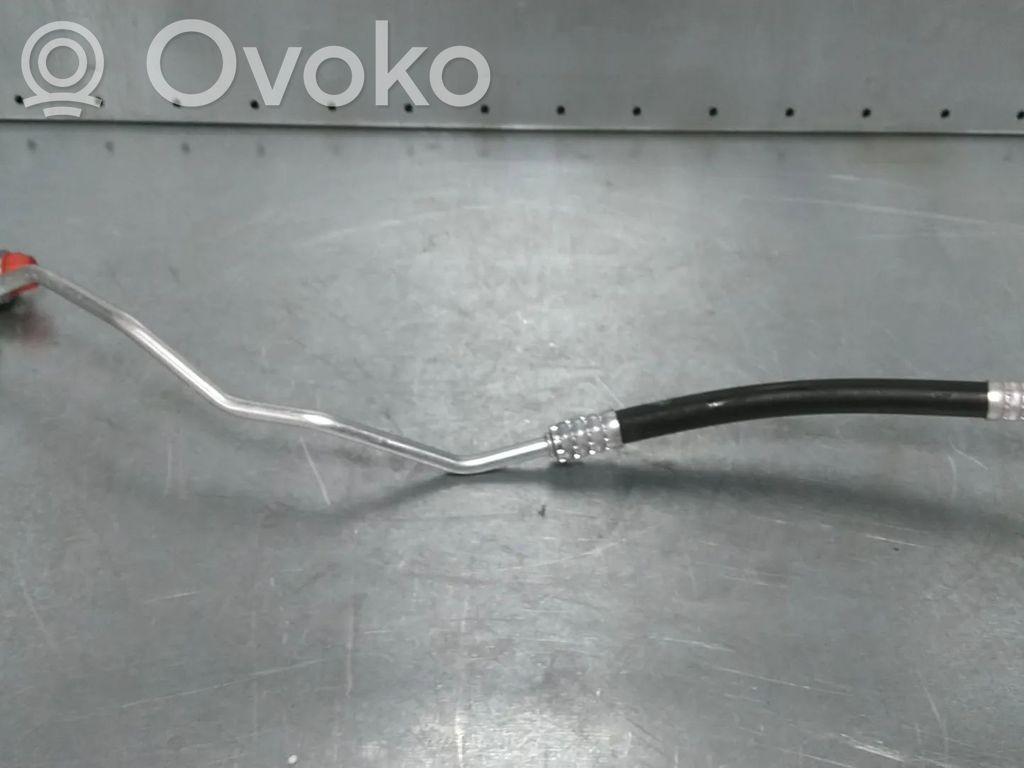 Audi e-tron Ilmastointilaitteen putki (A/C) 