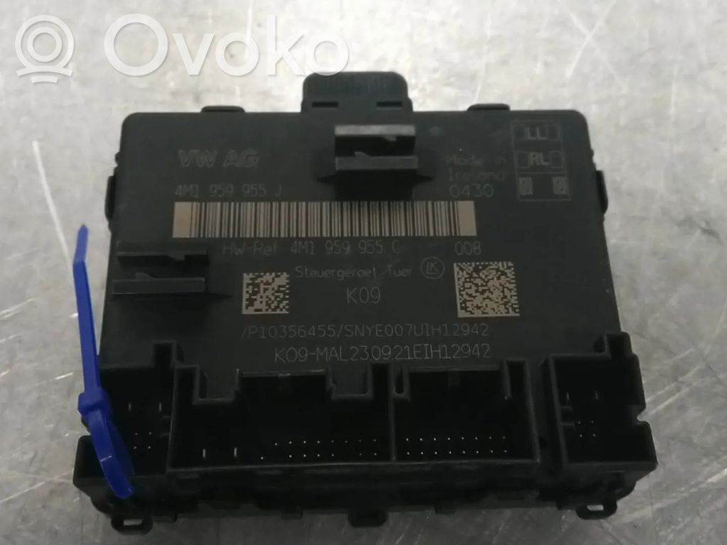 Audi A8 S8 D5 Door control unit/module 
