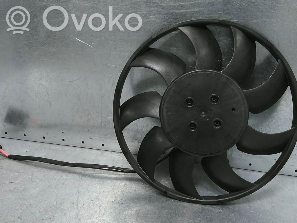 Audi A8 S8 D5 Osłona wentylatora chłodnicy 