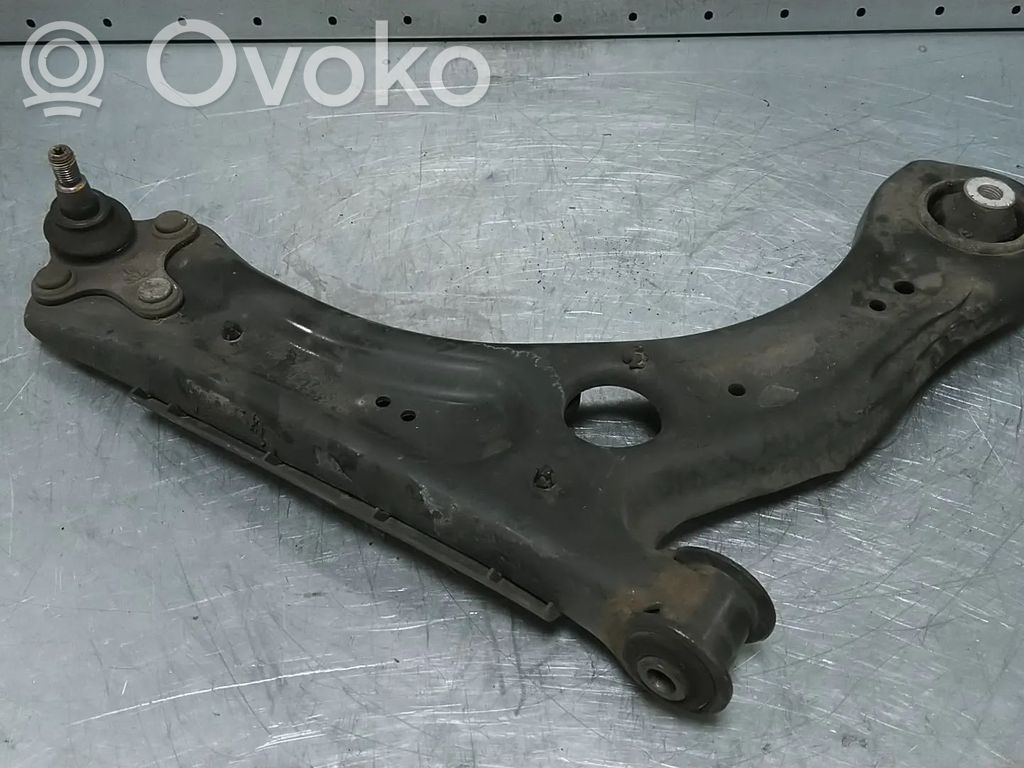 Volkswagen Polo VI Basculă inferioară față 