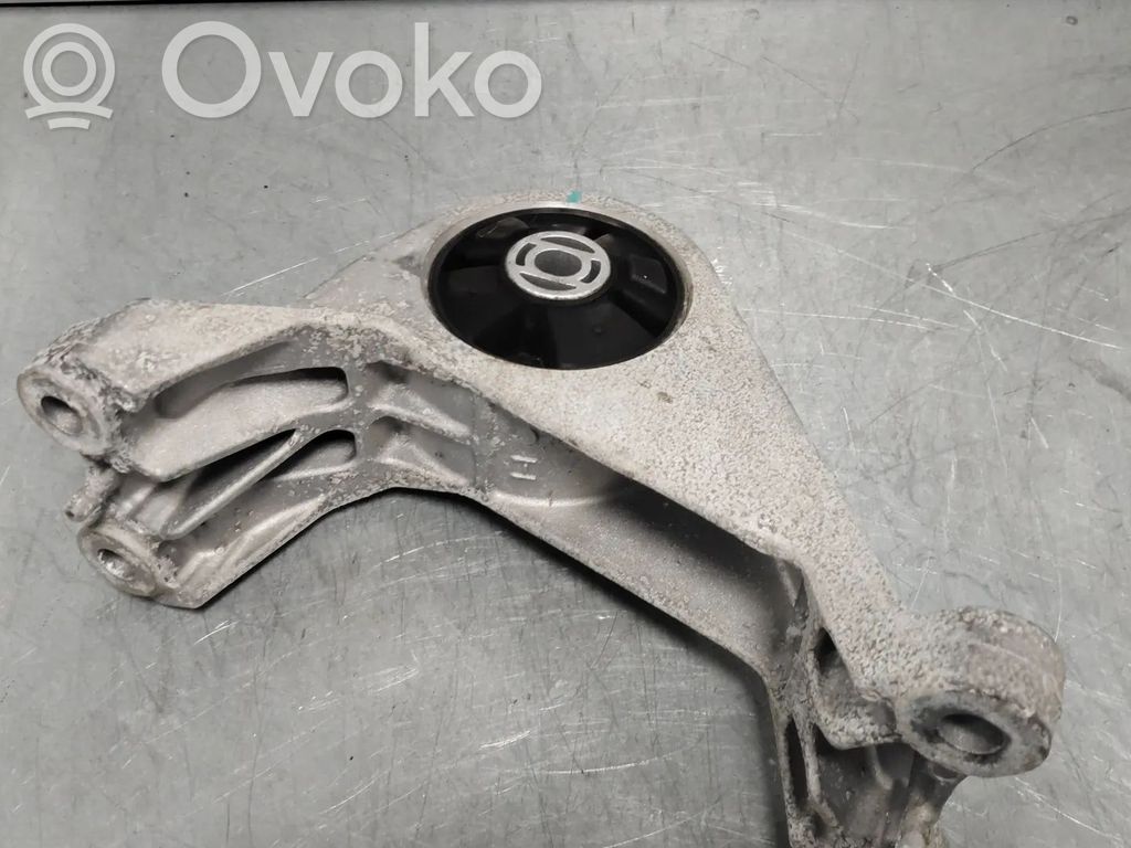 Renault Megane E-Tech Engine mount bracket 