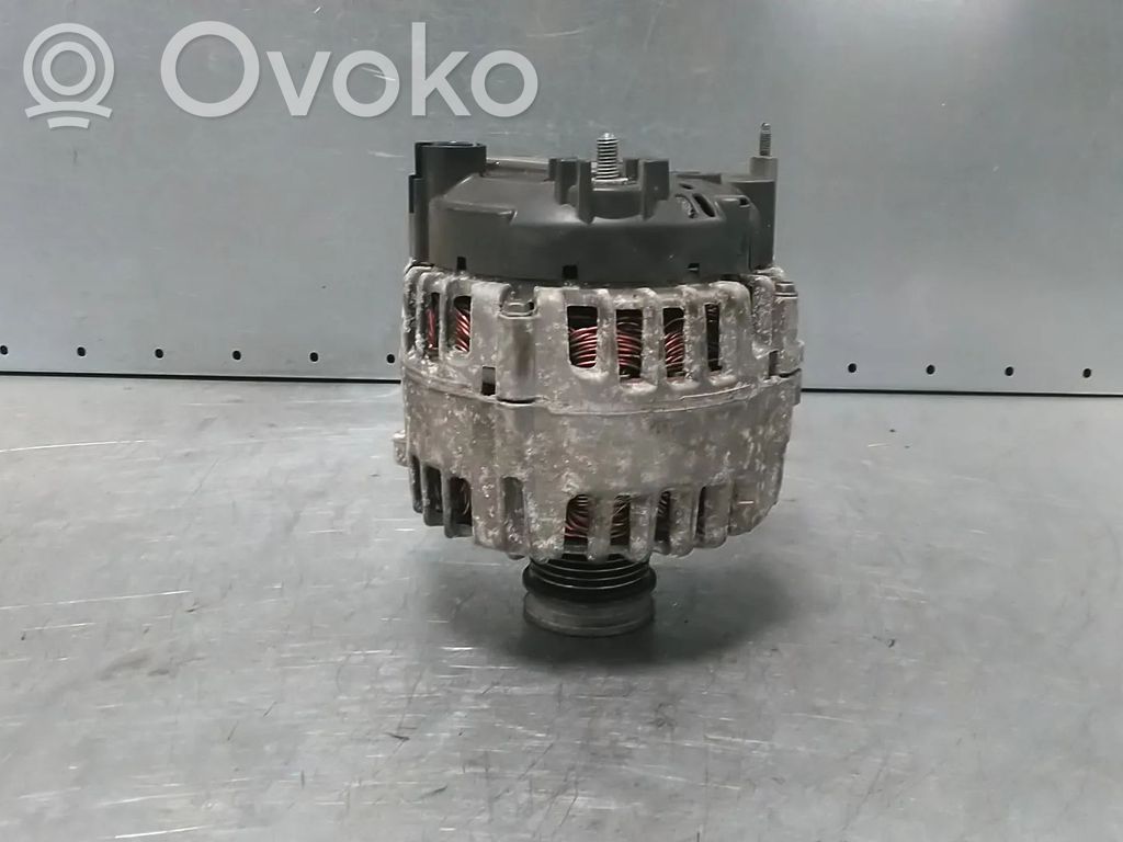 Volkswagen Golf VII Alternator 