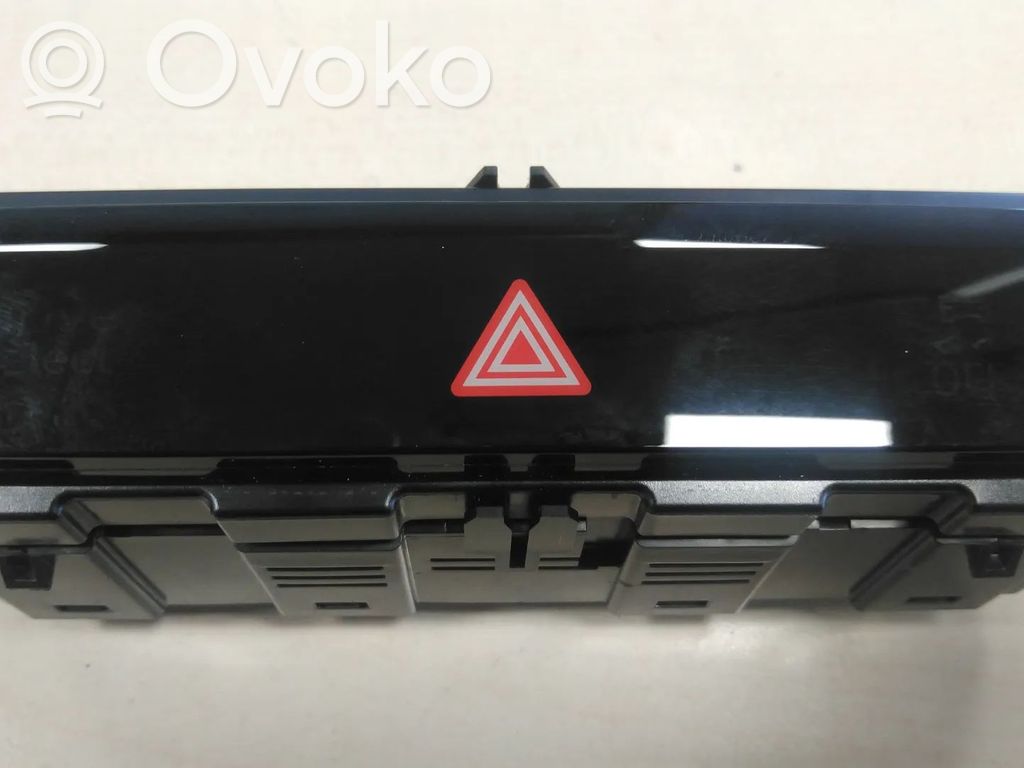 Audi A6 etron 85E Other interior part 