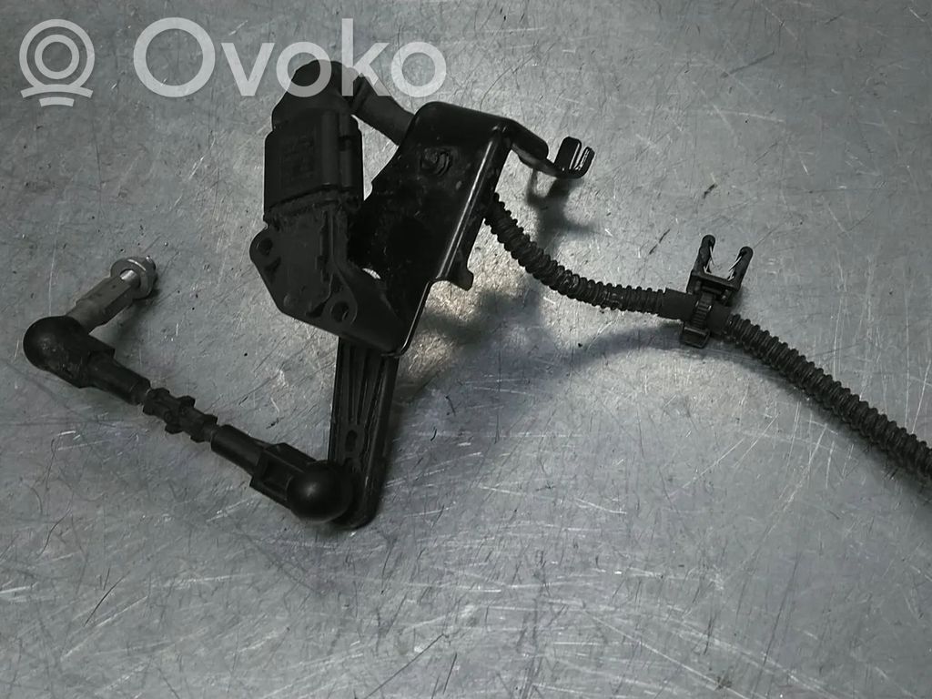 Audi A8 S8 D5 Headlight/headlamp level sensor 