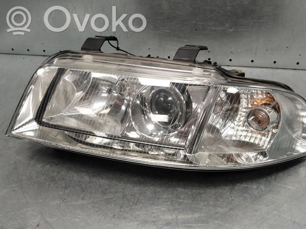 Audi A4 S4 B5 8D Scheinwerfer 