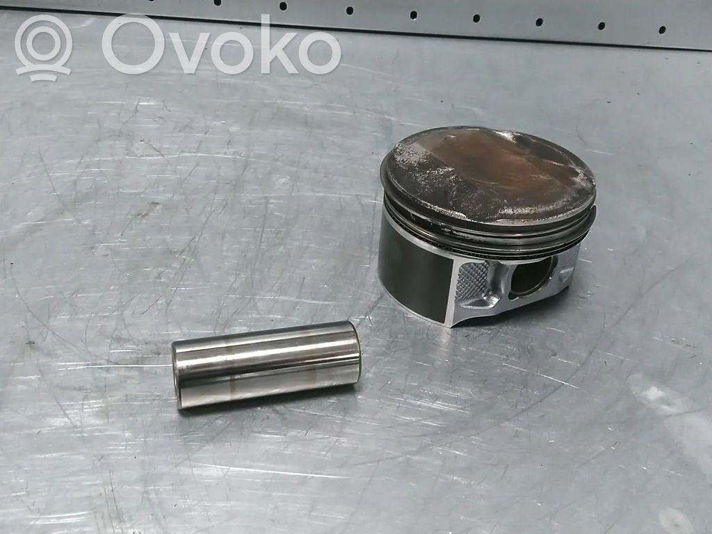 Opel Insignia A Piston 