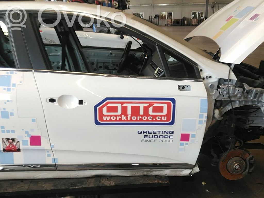 Renault Clio V Durvis 