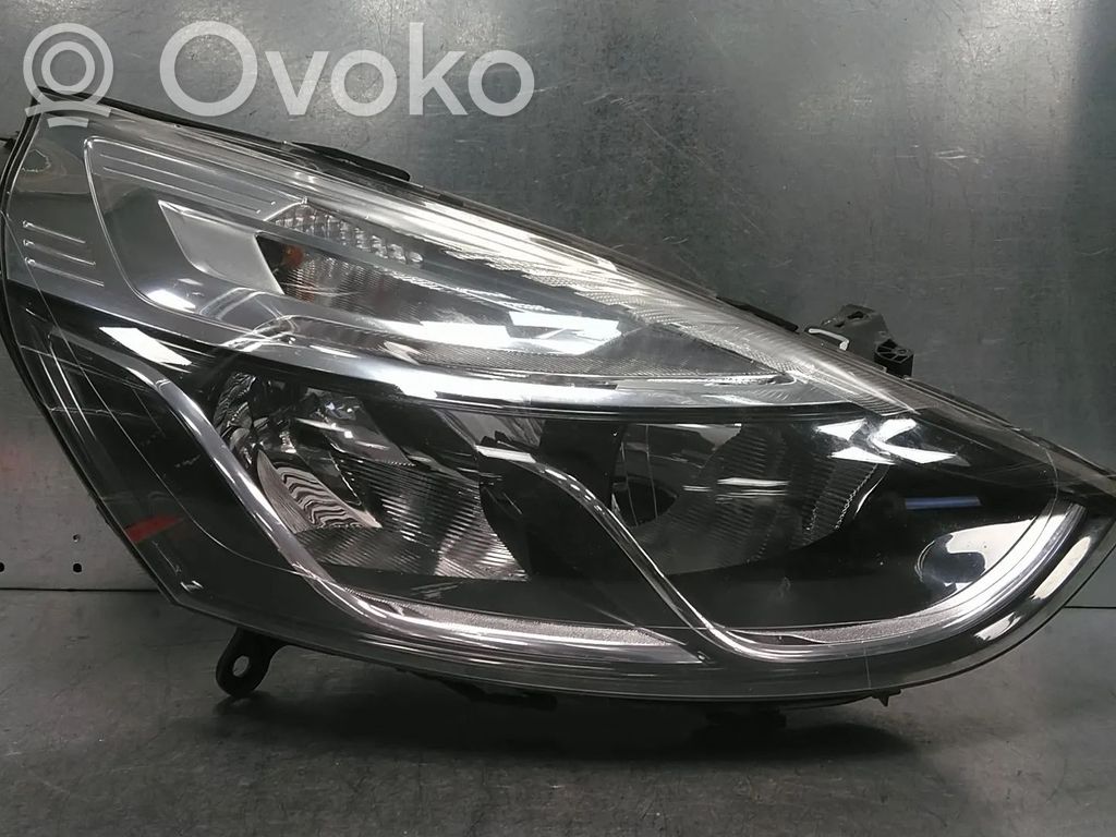 Renault Clio IV Scheinwerfer 