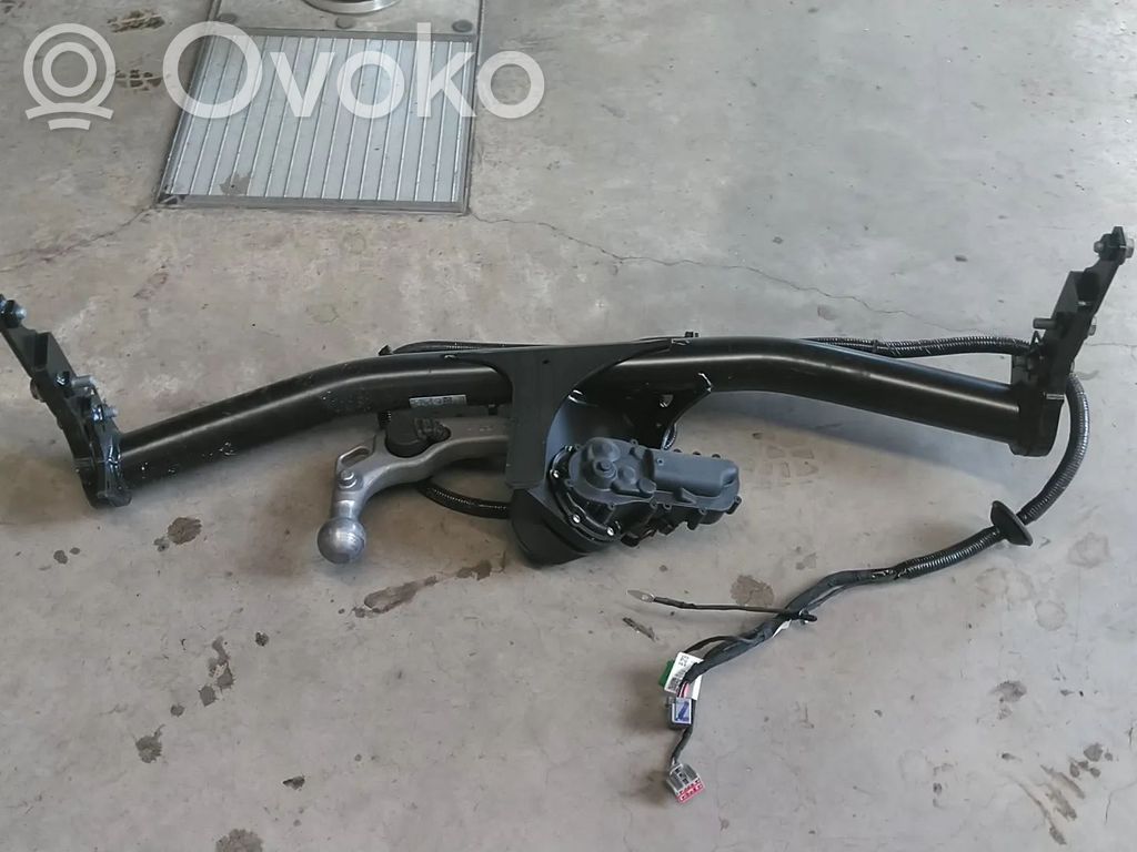 Volvo EX30 Āķa komplekts 