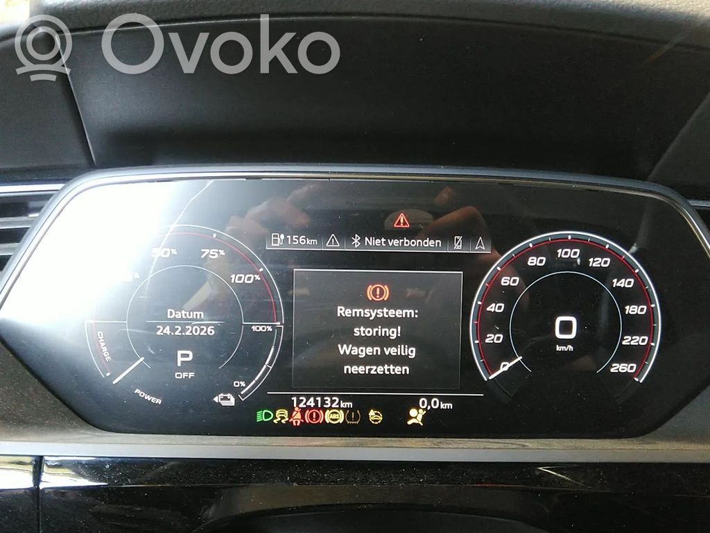 Audi e-tron Speedometer (instrument cluster) 