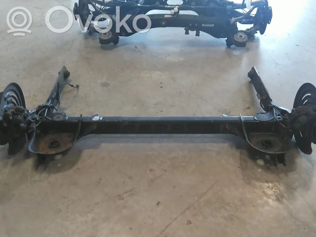 Renault Trafic III (X82) Eje trasero 