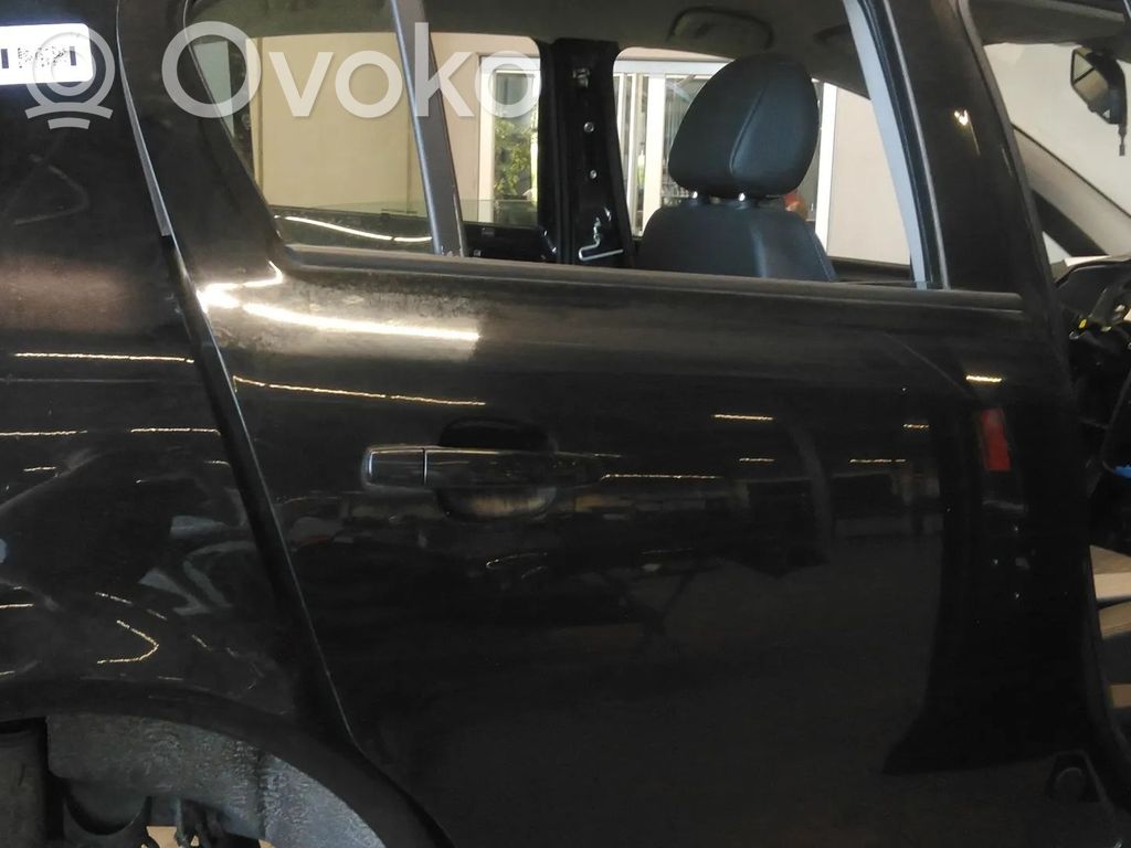 Opel Corsa D Galinės durys 