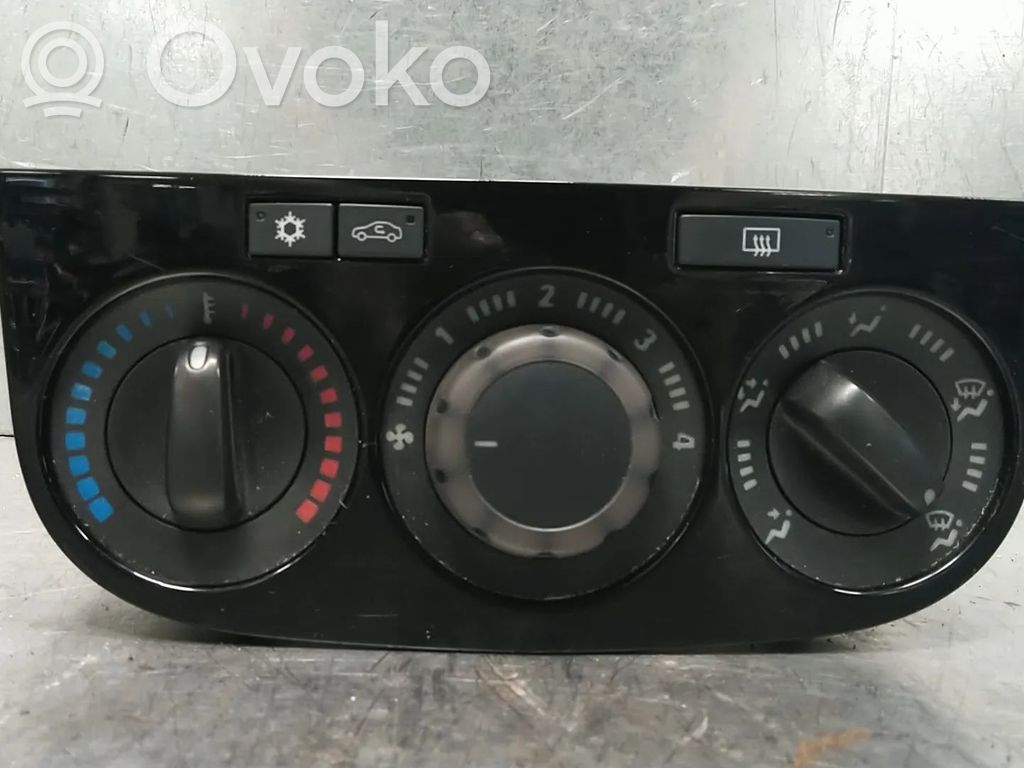 Panel klimatyzacji   1842561,13203954,13239869,13286718,13302560,13330560,13330680,1802095,1822198,1842379,55701017,6822108