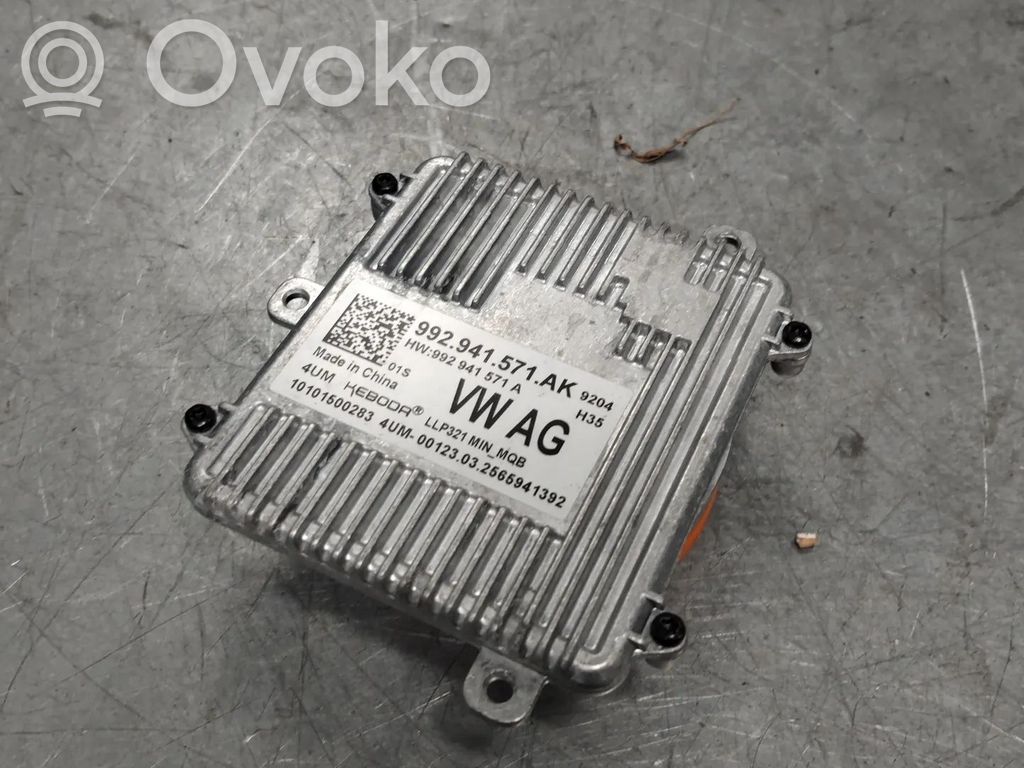 Module d'éclairage LCM   992941571AK