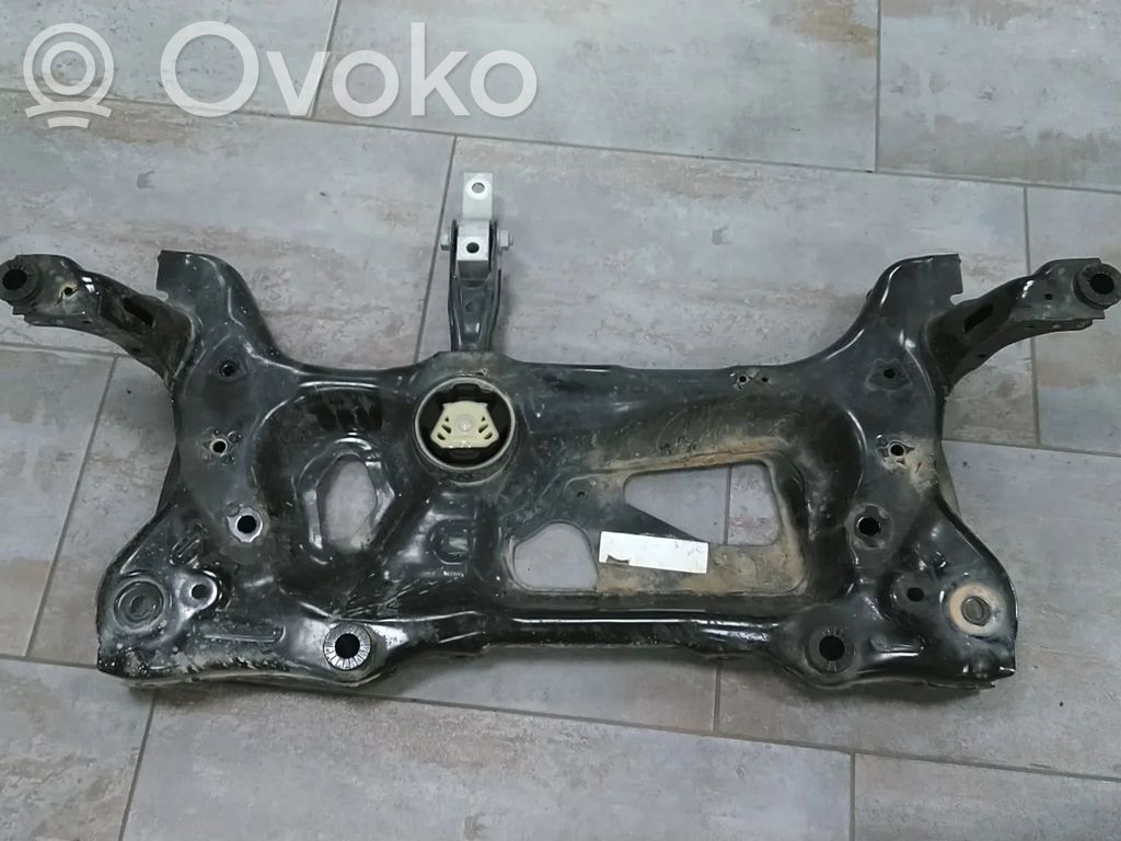Priekinis traversas   5Q0199855AG,3Q0199313AR,3Q0199315B,3Q0199315C,3Q0199315D,3Q0199315E,3Q0199315F,3Q0199315G,3Q0199315K,5Q0199315K,5Q0199315P,5Q0199315Q,5Q0199315R,5R3199315D,5WA199315,5WA199315E,5WA199315F,5WA199315G