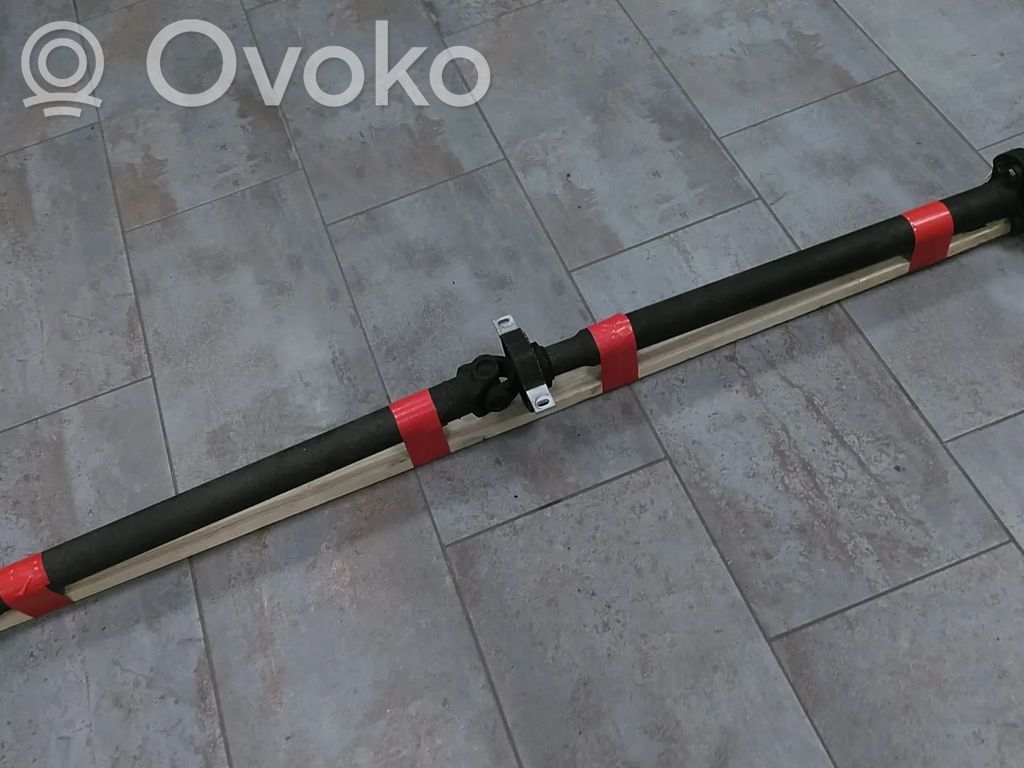 BMW 1 E81 E87 Vidējais kardāns 