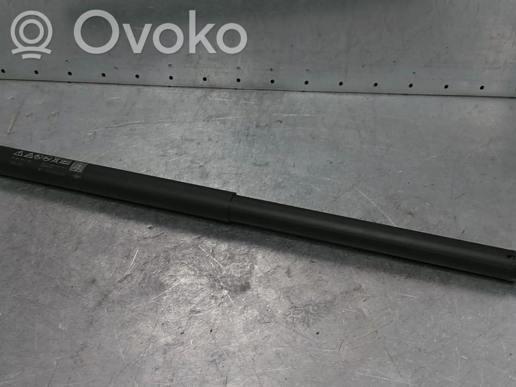 Cupra Formentor Takaluukun tuen kaasujousi 