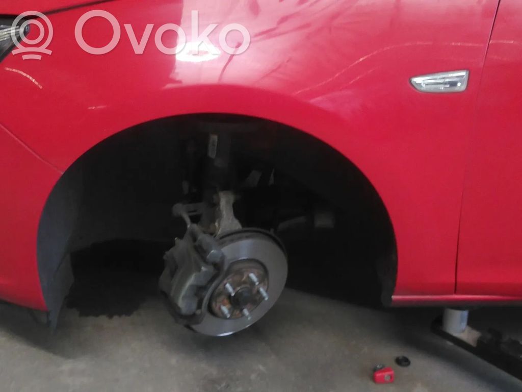 Opel Astra J Sparnas 