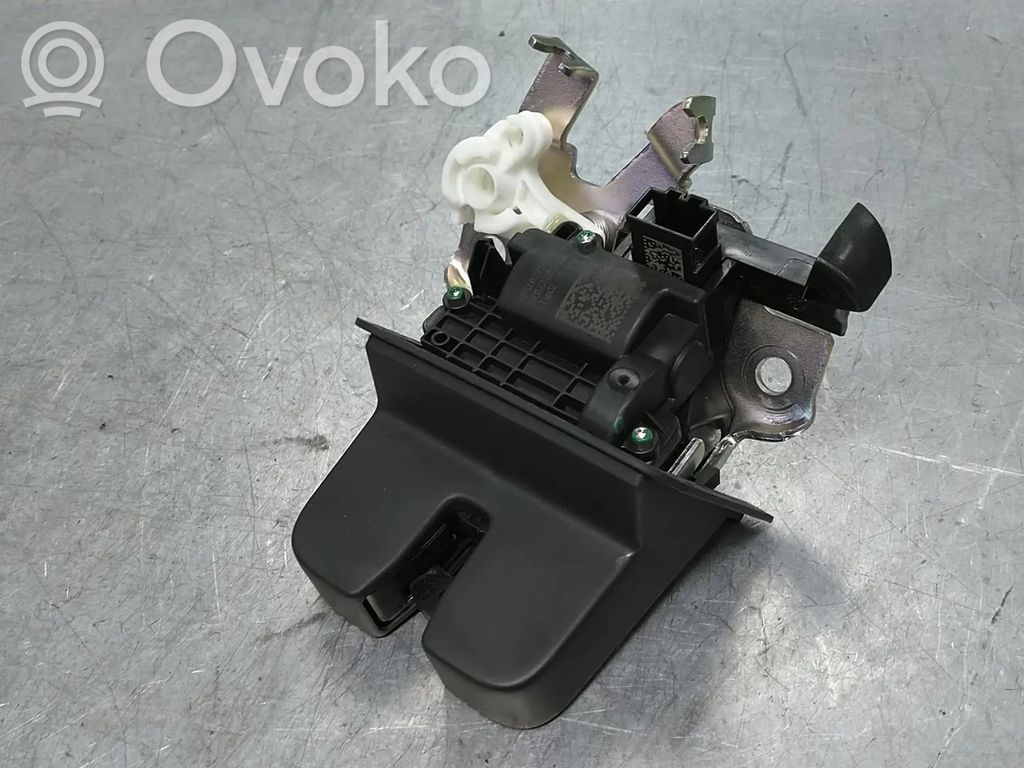 Skoda Scala Zamek klapy tylnej / bagażnika 