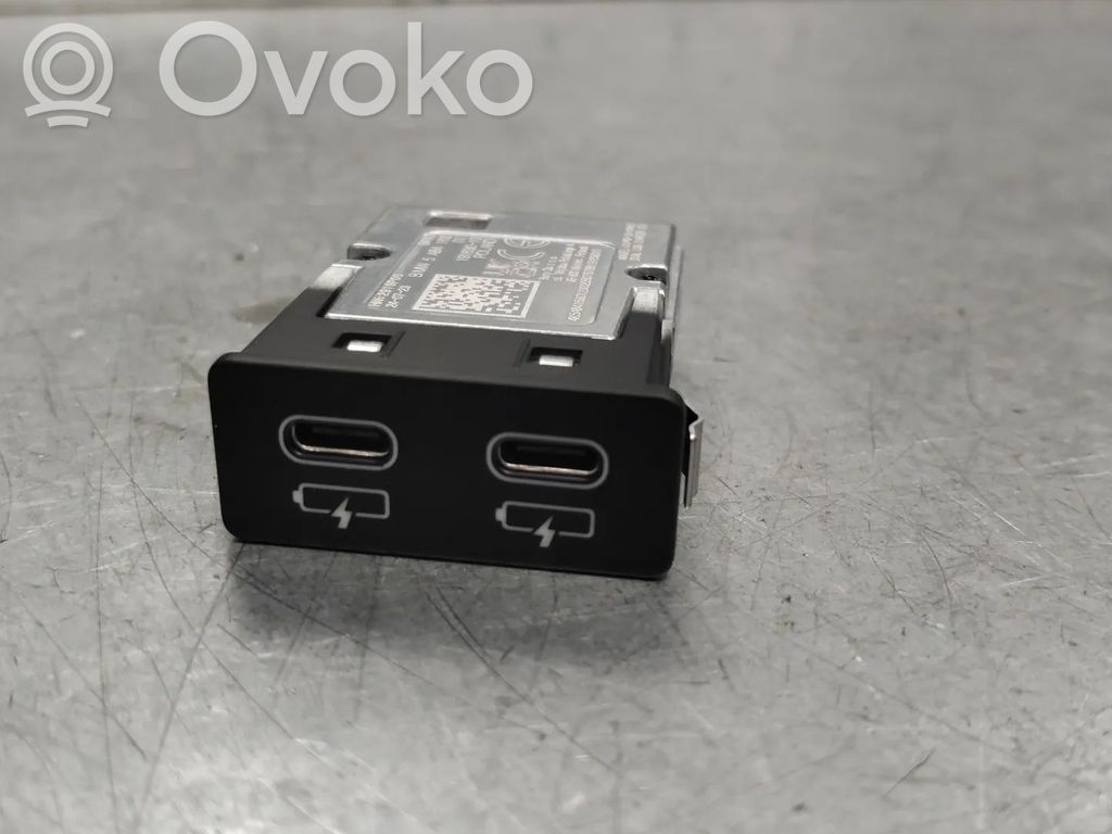 BMW X5 G05 Șurub fixare roată de rezervă 