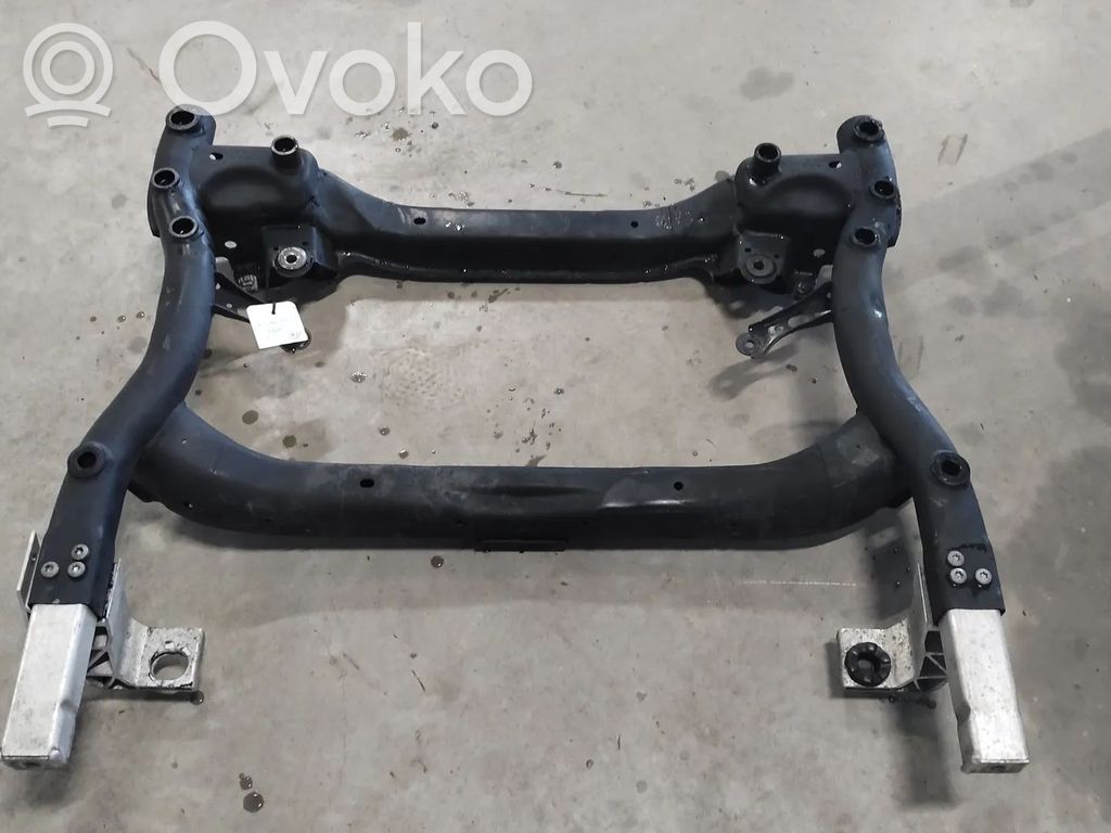 Mercedes-Benz C W205 Sottotelaio anteriore