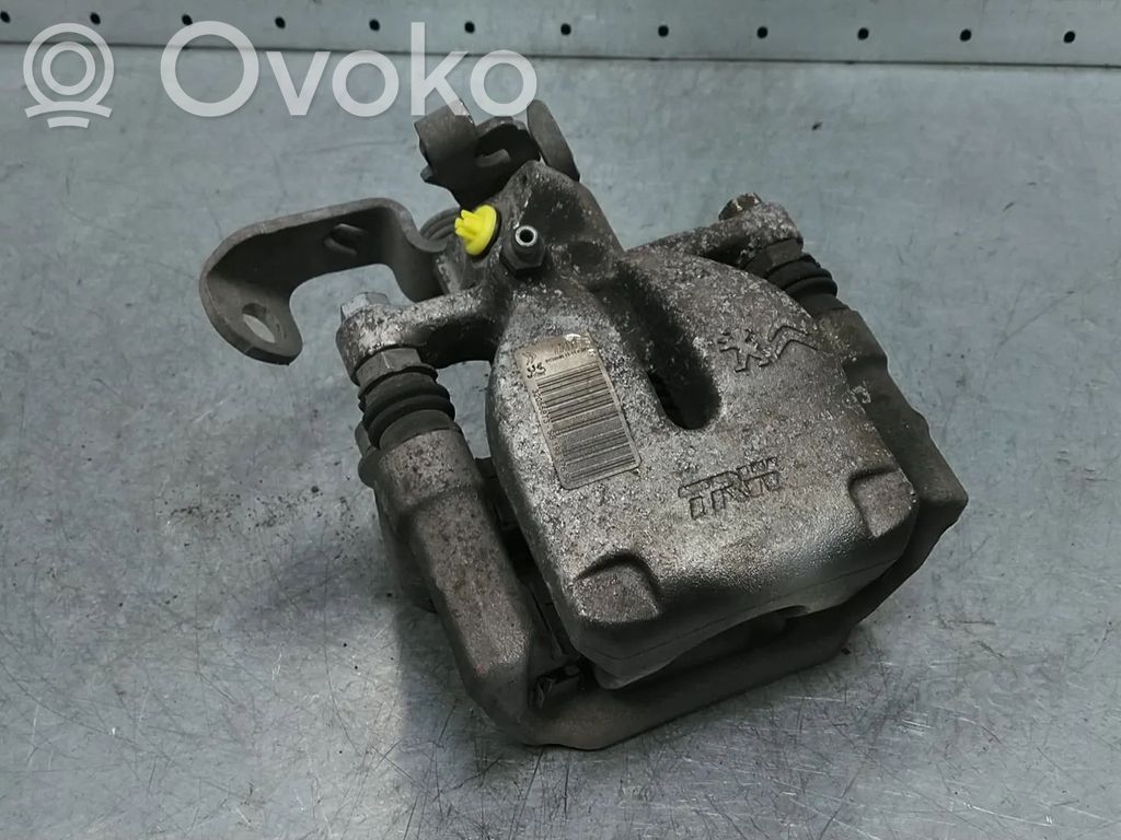 Opel Combo E Takajarrusatula 
