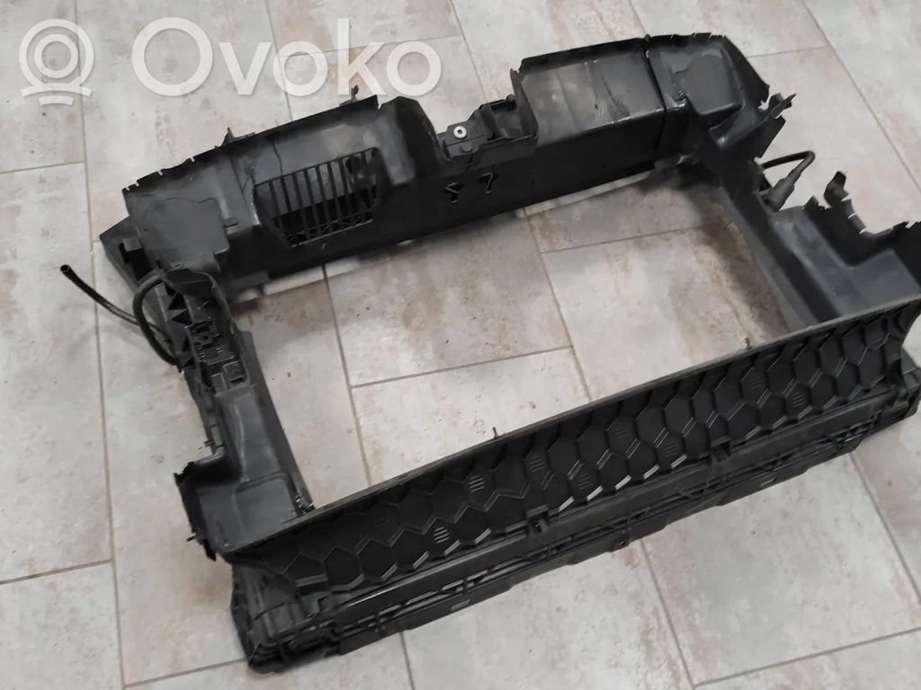 Skoda Karoq Panou suport radiator 