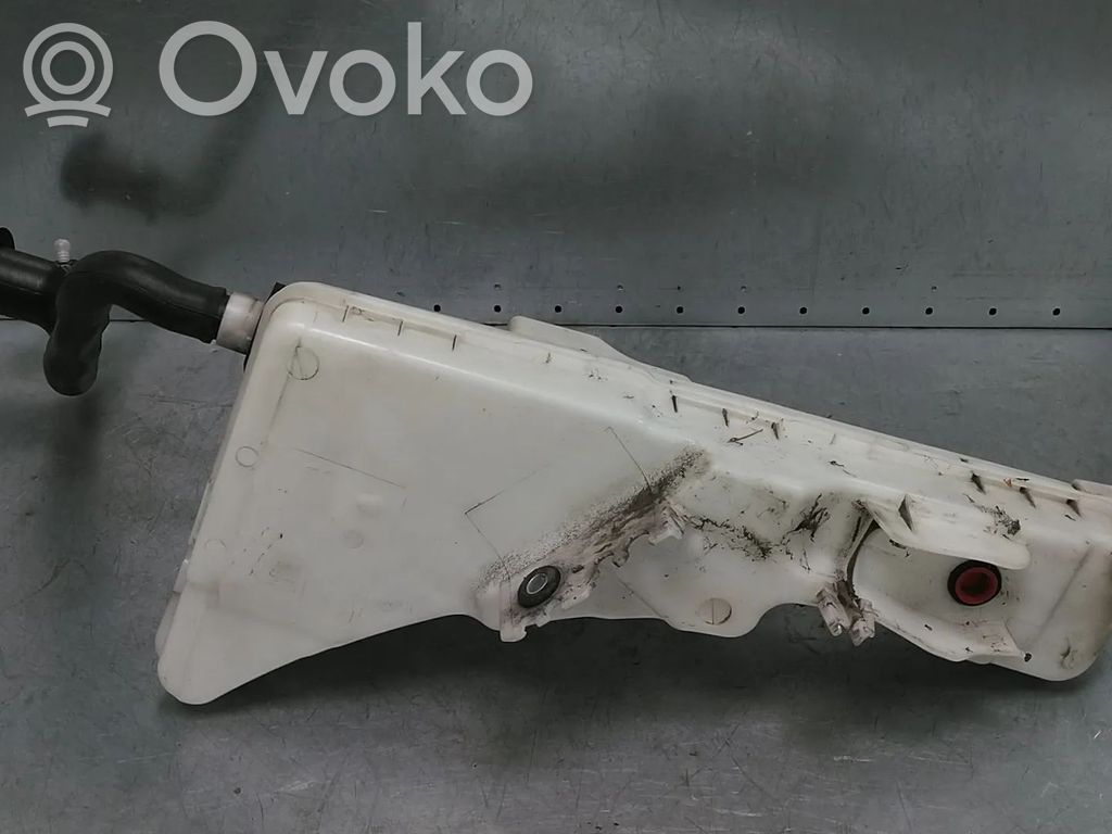Volvo XC40 Wischwasserbehälter 