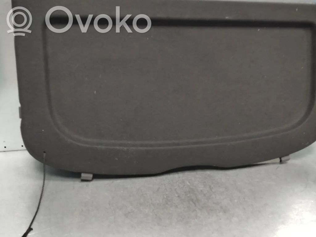 Opel Mokka Hattuhylly 