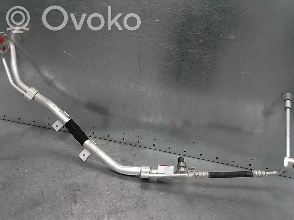 BMW X5 G05 Ilmastointilaitteen putki (A/C)