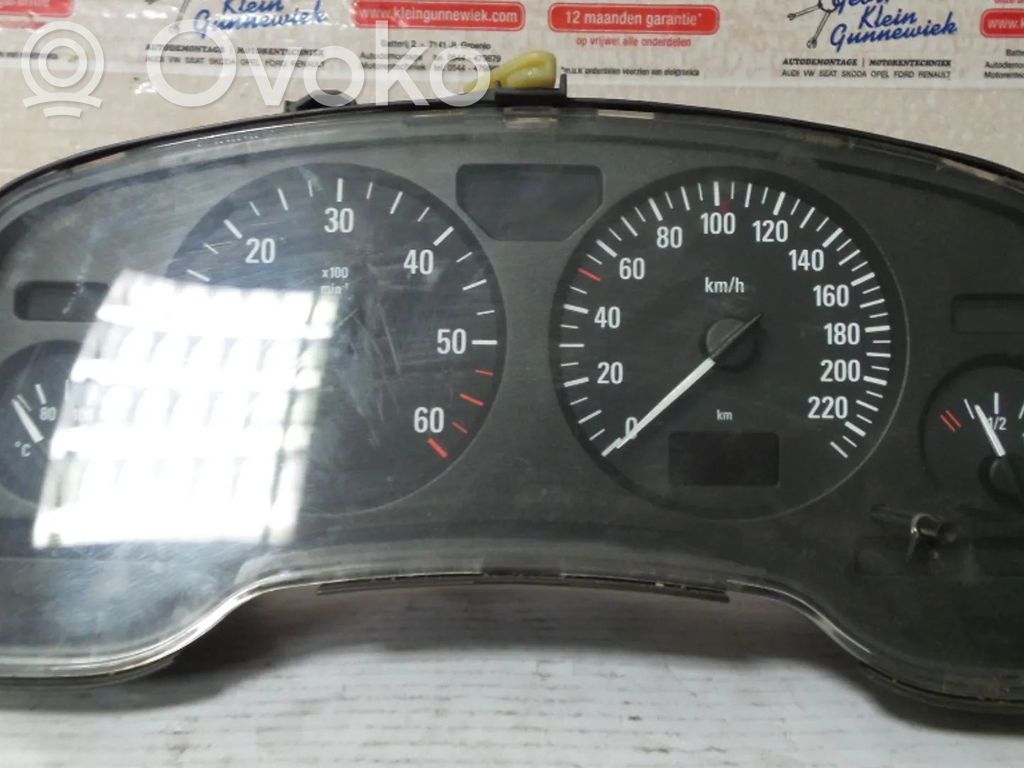 Opel Astra G Geschwindigkeitsmesser Cockpit