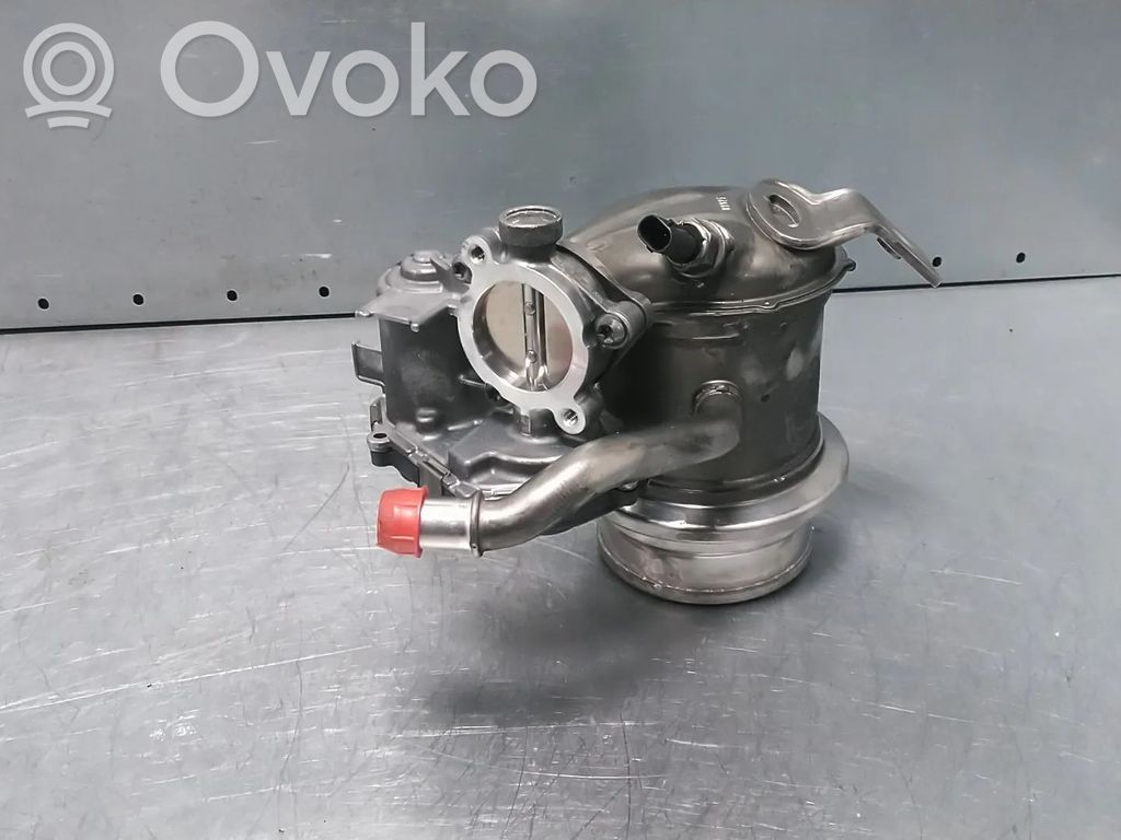 Volkswagen Multivan T7 Valvola di raffreddamento EGR