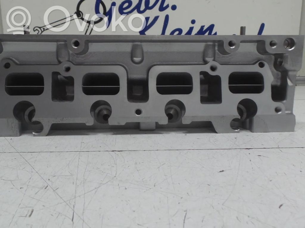 Volkswagen Golf VI Engine head