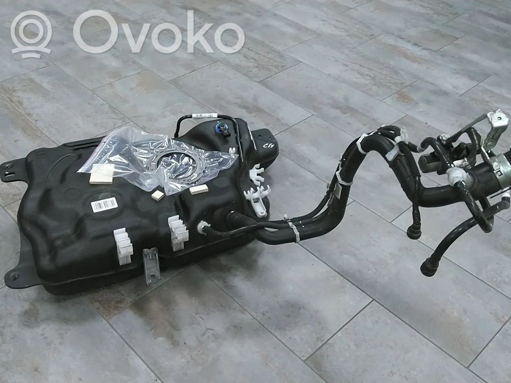 Opel Astra L Rezervor combustibil 