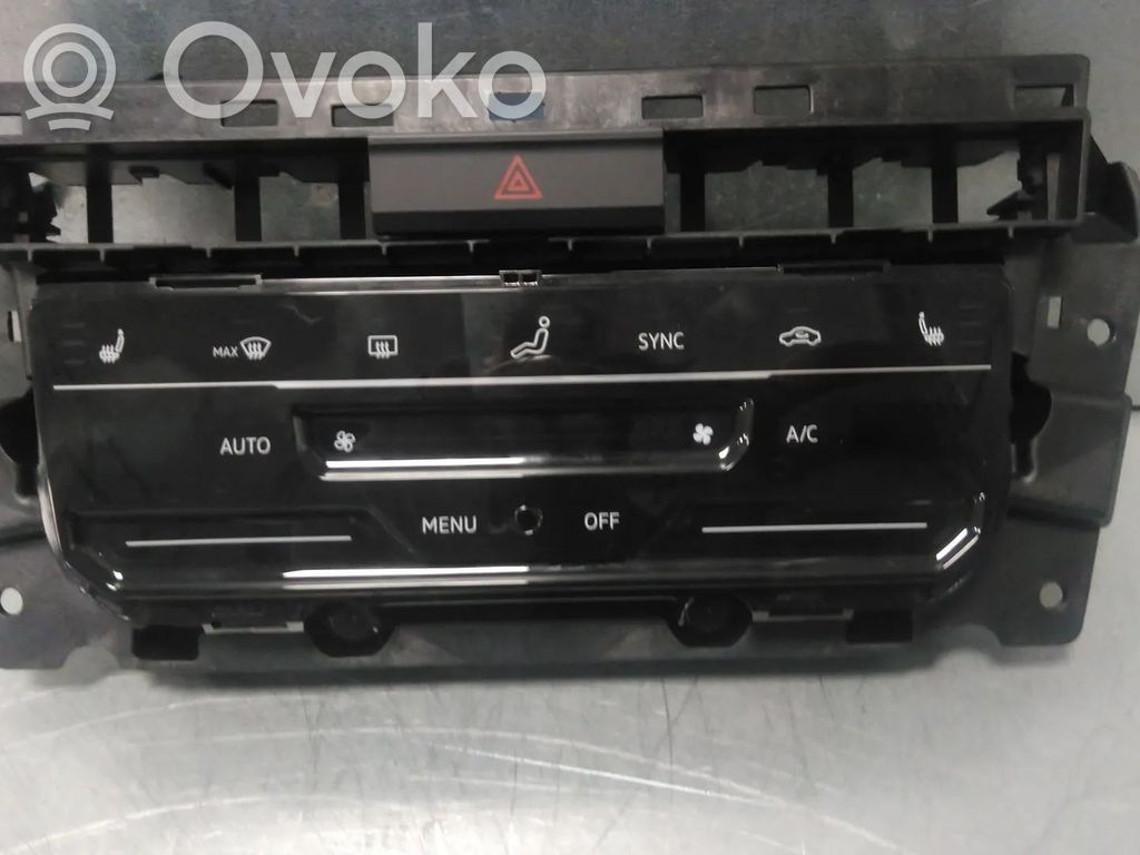Panel klimatyzacji   2GA907044D