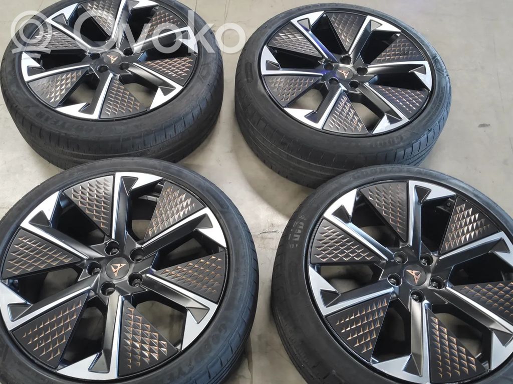 Cupra Born R24-kevytmetallivanne 
