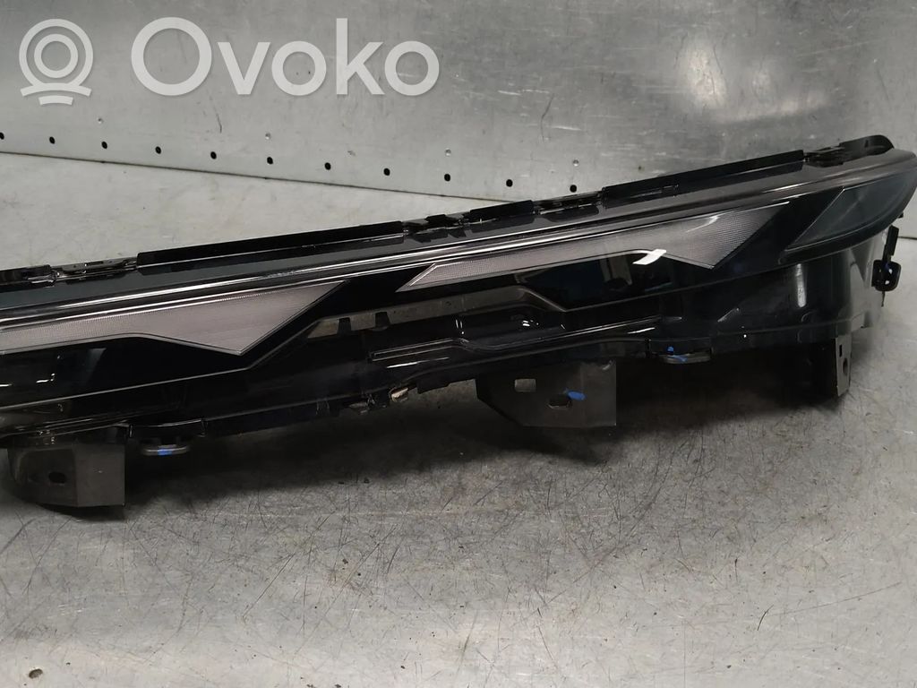 BMW XM Faro/fanale