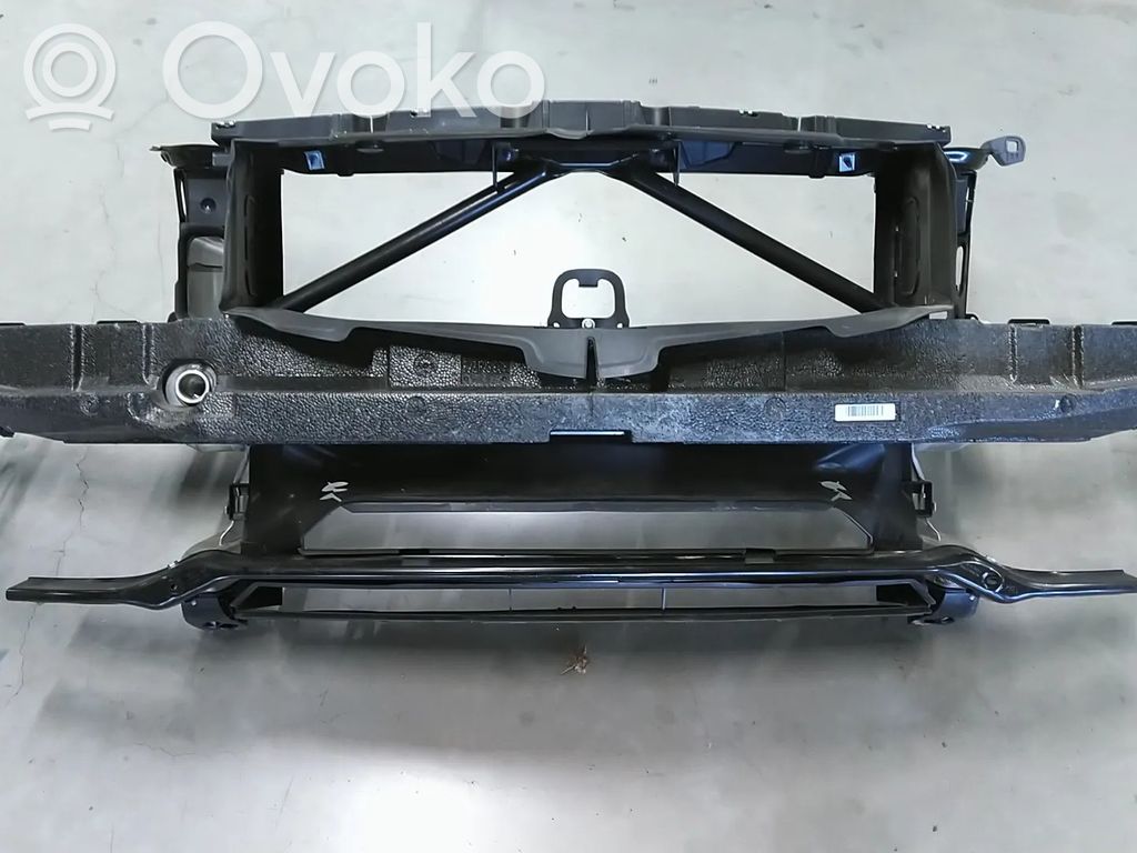BMW 2 F22 F23 Radiatoru panelis