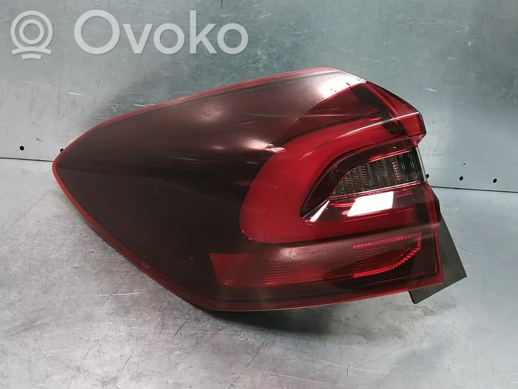 Ford Focus Luz trasera/de freno 