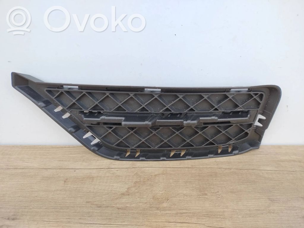 BMW X1 E84 Front bumper lower grill 