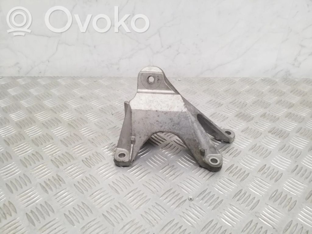 BMW M2 F87 Engine mounting bracket 
