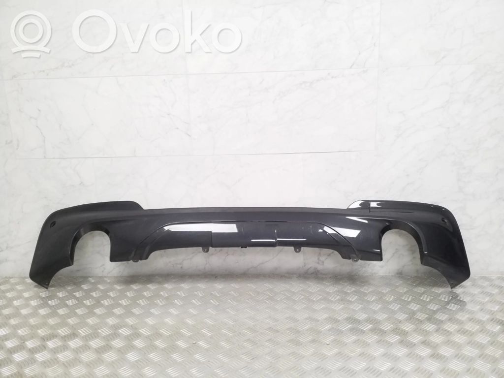 BMW X3 G01 Moldura inferior del parachoques trasero 