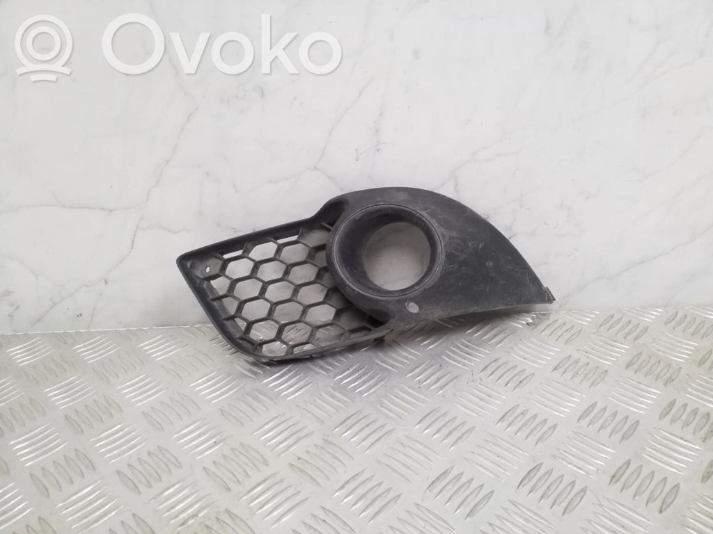 Mitsubishi Lancer VIII Ajovalonpesimen pesusuuttimen kansi/suoja 