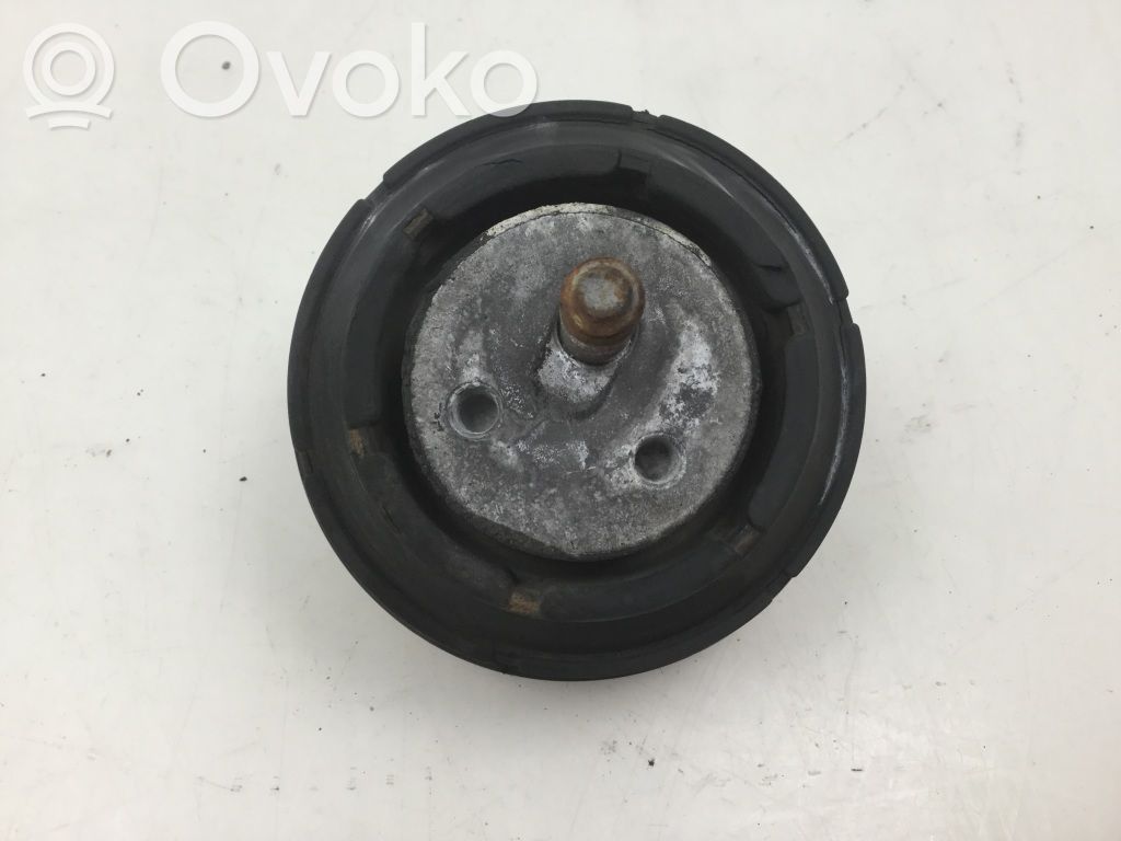 BMW 5 E39 Engine mount bracket 
